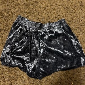 velvet envy blue shorts size M